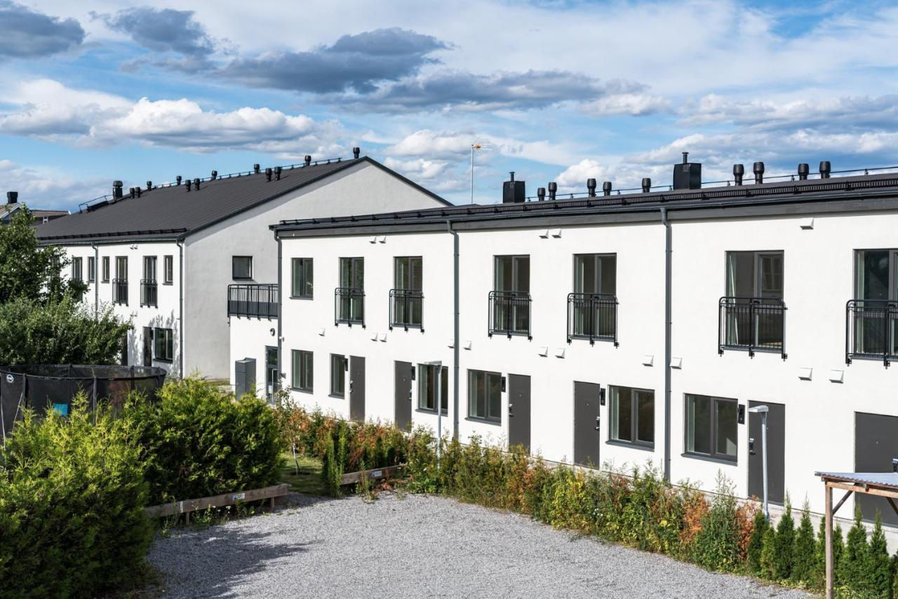 אפרטהוטל סולנטונה Magnolia House Norrviken מראה חיצוני תמונה